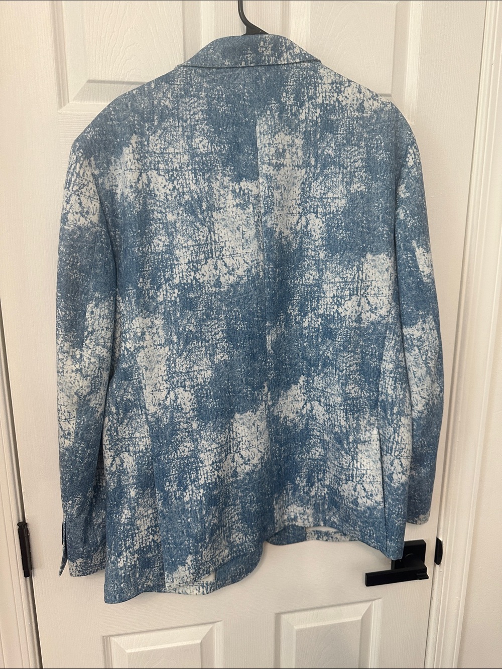 TALLIA Blue and White Textured Sport Coat - Picture 8 of 8